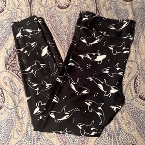 All Everything Dolphin Leggings - XL